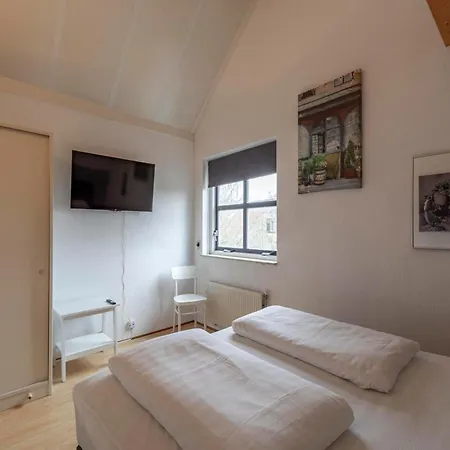 Villa By In Ooghduyne