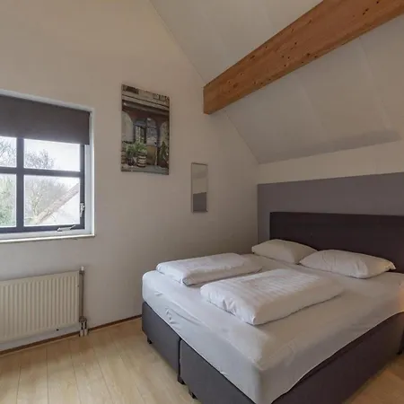 By In Ooghduyne Julianadorp