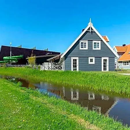 Villa By In Ooghduyne *